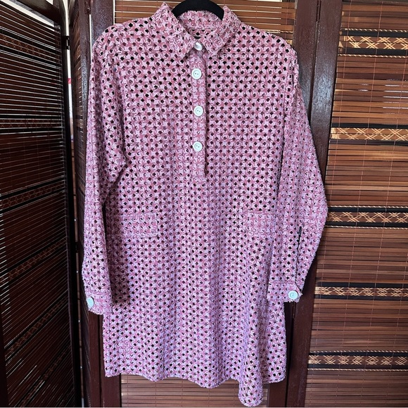 🌟3/$20🌟 Vinti Andrews perforated tunic dress. Size Medium. - Picture 2 of 5